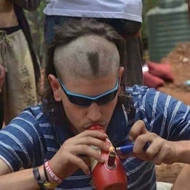 Strange Haircuts that Cannot Go Unnoticed #46 (18 photos)