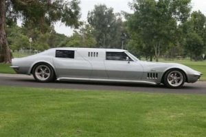 1969 Chevrolet Corvette Turned Into a Limousine (18 photos)