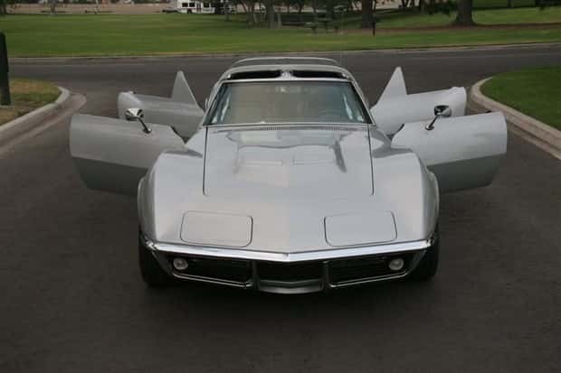 1969 chevrolet limo 6 1969 Chevrolet Corvette Turned Into a Limousine (18 photos)
