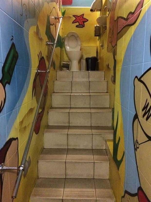 Terrible Toilets That Make Holding It Worth It (21 photos)
