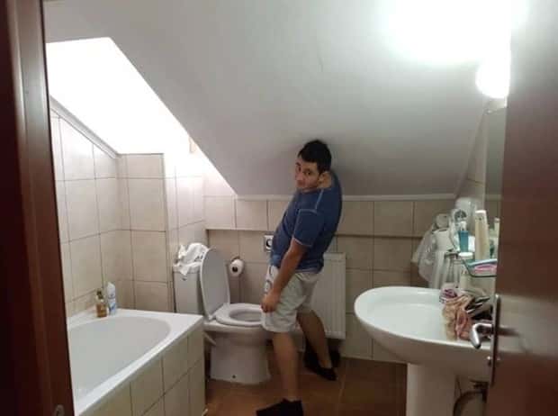 Terrible Toilets That Make Holding It Worth It (21 photos)