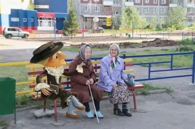 cartoon characters in real world 14 When Cartoon Characters Enter Our World (16 photos)
