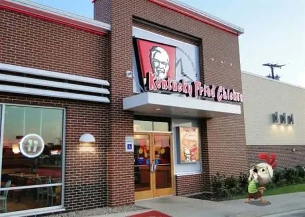 cartoon characters in real world 16 When Cartoon Characters Enter Our World (16 photos)
