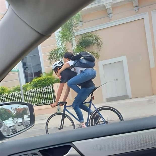 People Who Left Common Sense at Home (21 photos)