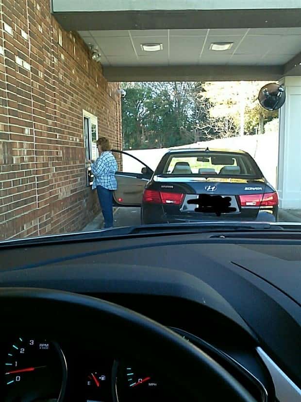 People Who Left Common Sense at Home (21 photos)