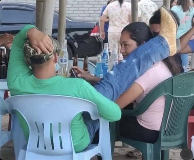People Who Left Common Sense at Home (21 photos)