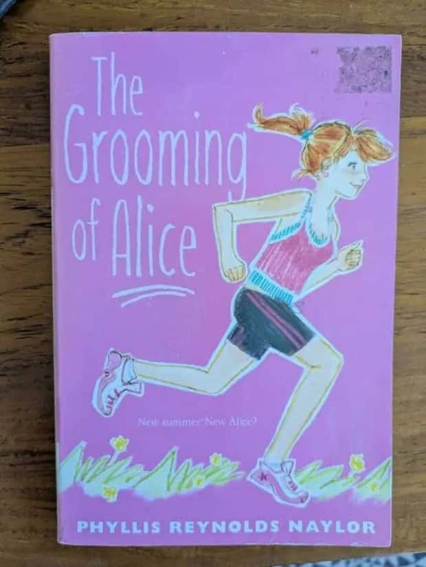 Judge These Hilariously Bad Book Covers (24 photos)