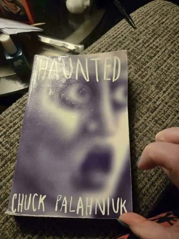 Judge These Hilariously Bad Book Covers (24 photos)