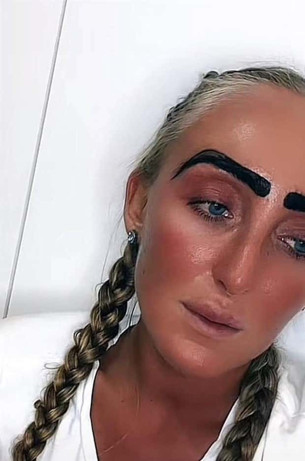 Wild Eyebrows That Went Totally Rogue (30 photos)
