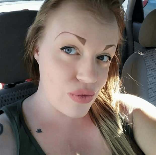 Wild Eyebrows That Went Totally Rogue (30 photos)