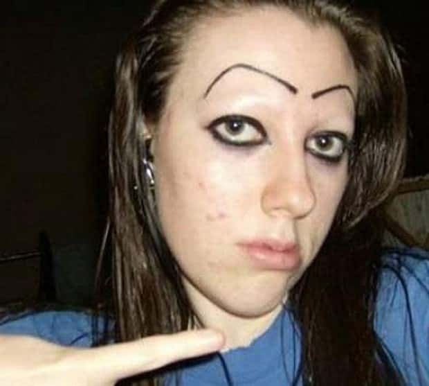 Wild Eyebrows That Went Totally Rogue (30 photos)