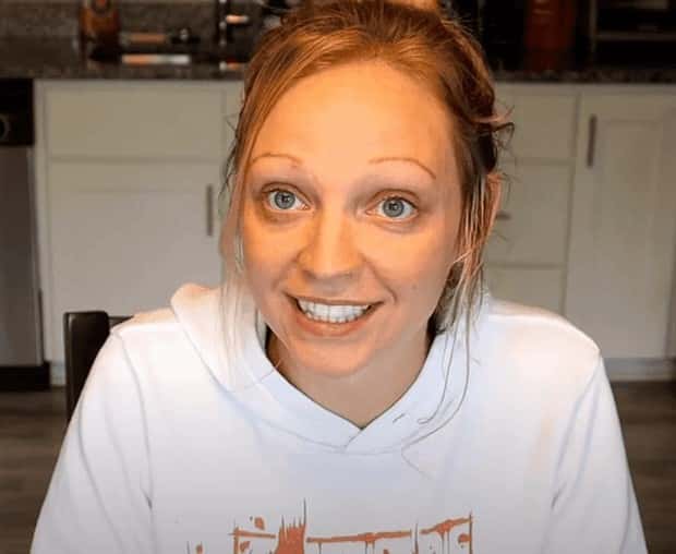 Wild Eyebrows That Went Totally Rogue (30 photos)
