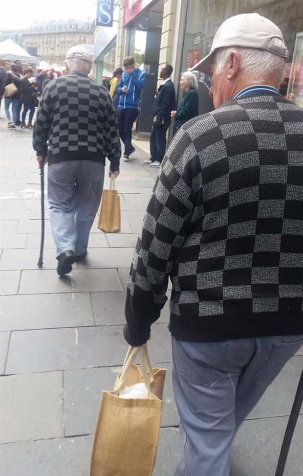 funny glitches in real life 16 People Spotted Glitches In Everyday Reality (34 photos)