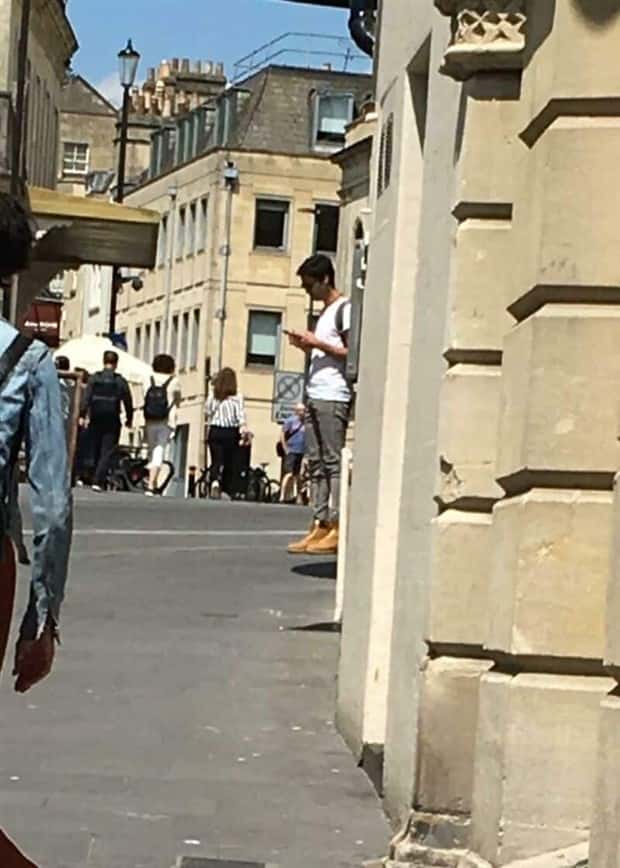 funny glitches in real life 23 People Spotted Glitches In Everyday Reality (34 photos)