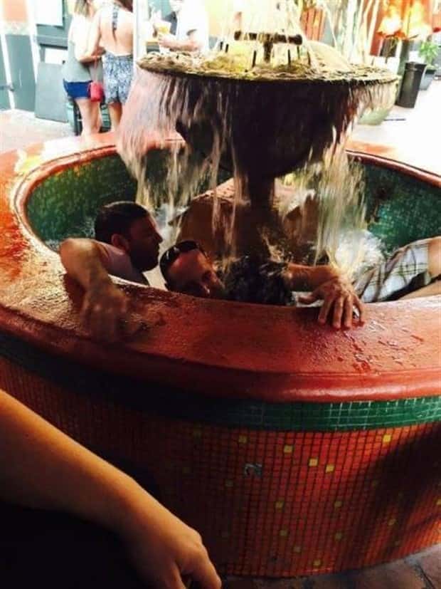 Rules Are Only Optional For Them (20 photos)