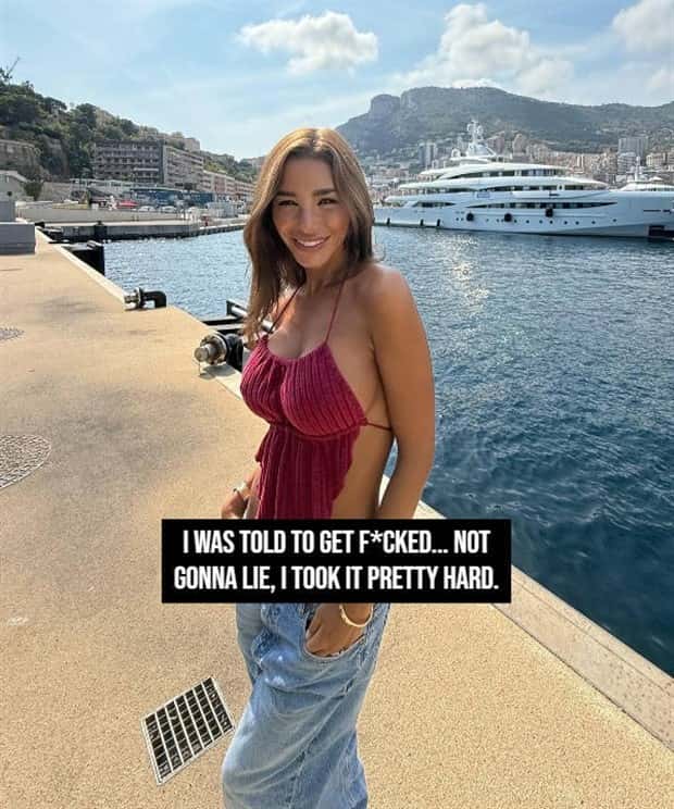 Hot Girls Featuring Jokes #17 (20 photos)