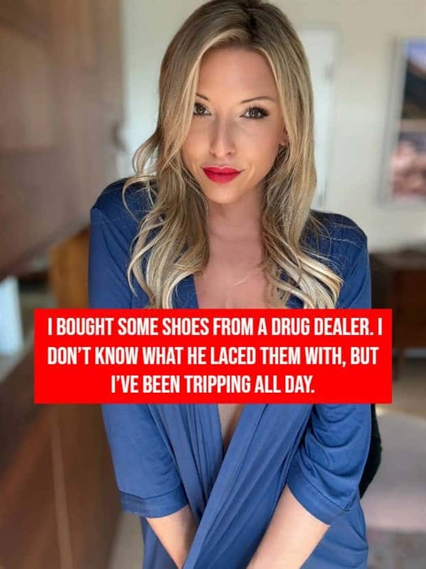 Hot Girls Featuring Jokes #17 (20 photos)