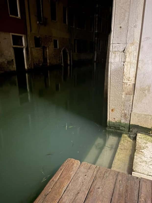 liminal places 10 Unsettling Liminal Spaces That Feel Surreal (20 photos)