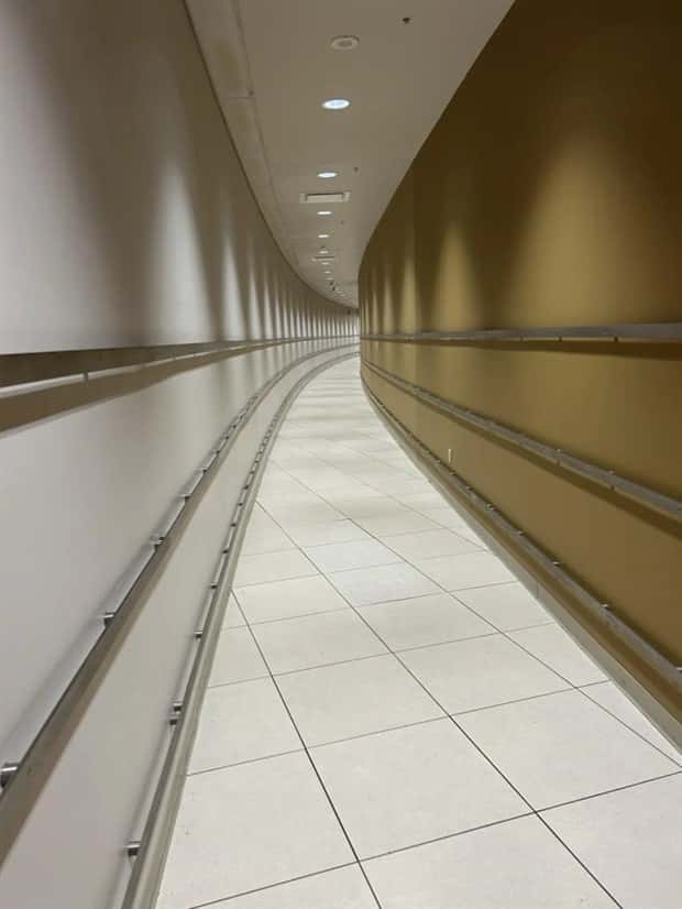 liminal places 8 Unsettling Liminal Spaces That Feel Surreal (20 photos)