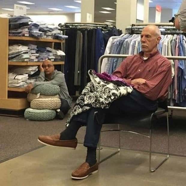 men hate shopping 16 These Men Absolutely Dread Shopping Days (21 photos)