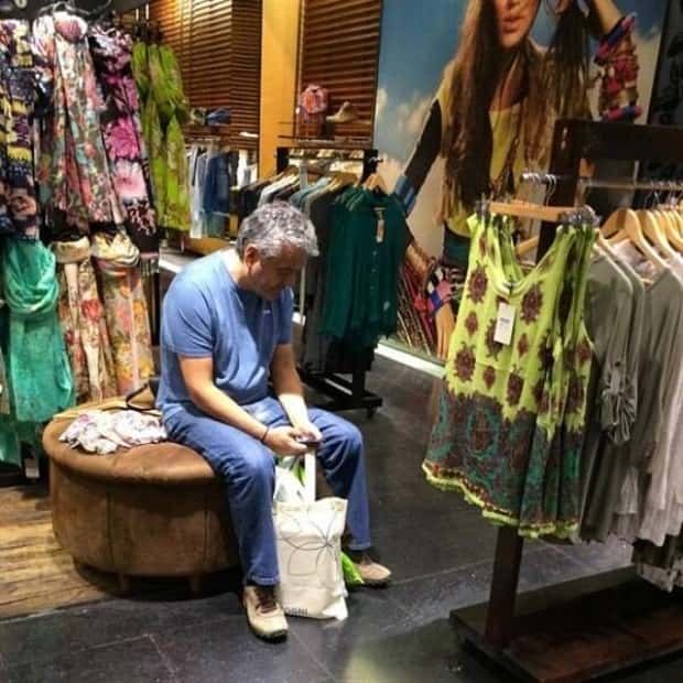 men hate shopping 4 These Men Absolutely Dread Shopping Days (21 photos)