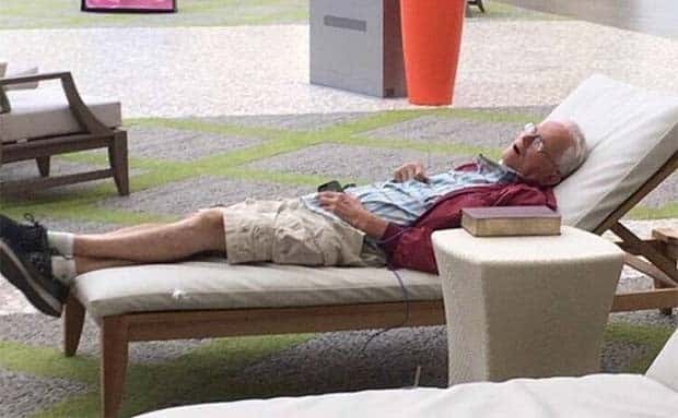 men hate shopping 6 These Men Absolutely Dread Shopping Days (21 photos)