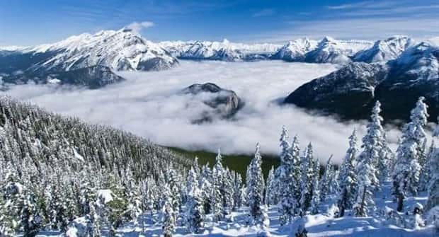 mountains in winter 13 25 Breathtaking Images of Mountains in Winter (25 photos)