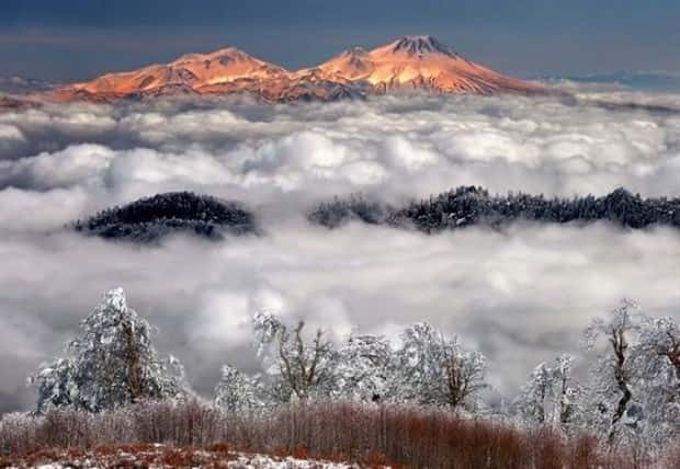 mountains in winter 4 25 Breathtaking Images of Mountains in Winter (25 photos)