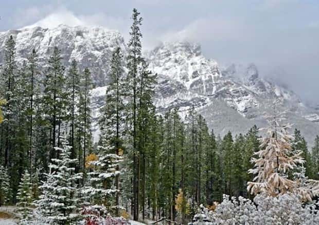 mountains in winter 7 25 Breathtaking Images of Mountains in Winter (25 photos)