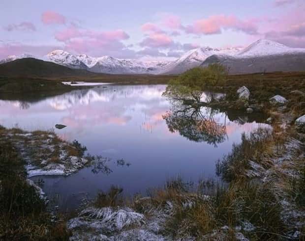 mountains in winter 8 25 Breathtaking Images of Mountains in Winter (25 photos)