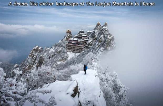 Interesting Pictures with Captions #216 (22 photos)