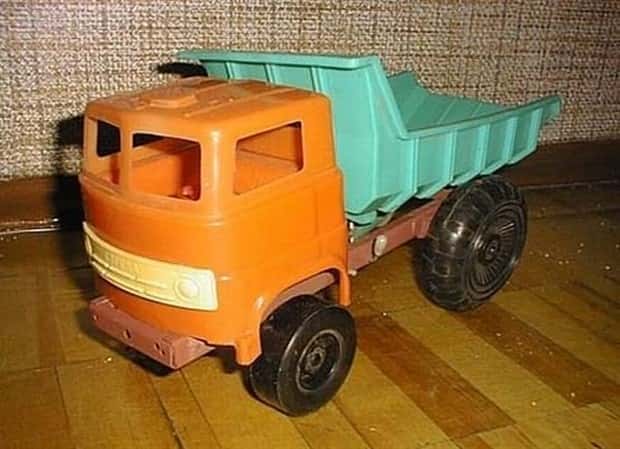 soviet toys 19 The Toys That Raised Soviet Children (24 photos)