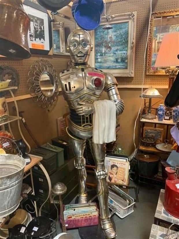 thrift store things 5 Strange Things Found in Thrift Stores #36 (22 photos)