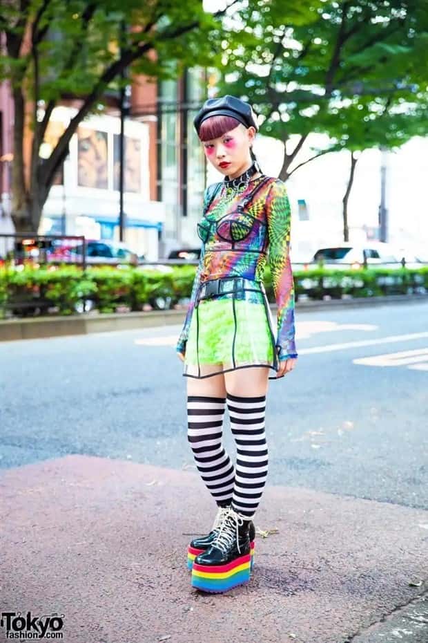 tokyo street fashion 7 Tokyo Street Fashion Gets Wildly Creative (35 photos)