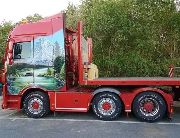 truck airbrushing 10 Amazing Truck Airbrush Designs That Stand Out (27 photos)