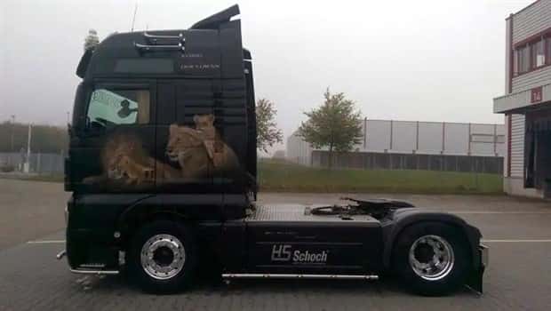 truck airbrushing 21 Amazing Truck Airbrush Designs That Stand Out (27 photos)