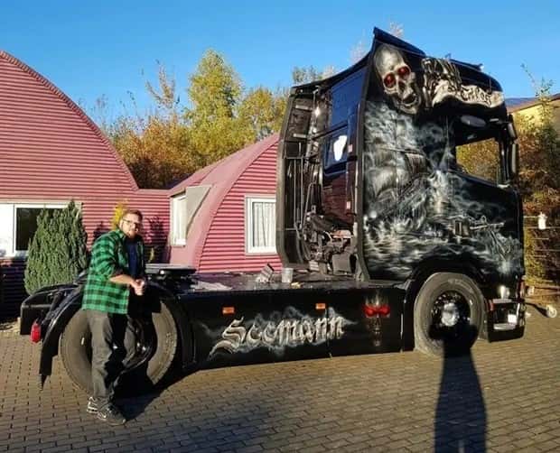 truck airbrushing 3 Amazing Truck Airbrush Designs That Stand Out (27 photos)