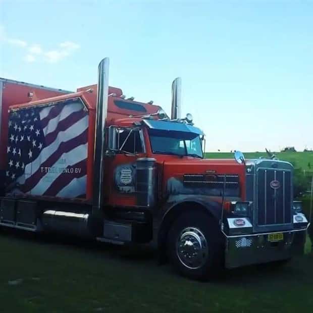 truck airbrushing 9 Amazing Truck Airbrush Designs That Stand Out (27 photos)