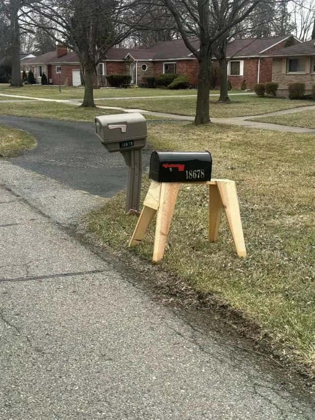 wild mailboxes 1 Wild Mailbox Designs That Spark Instant Smiles (27 photos)