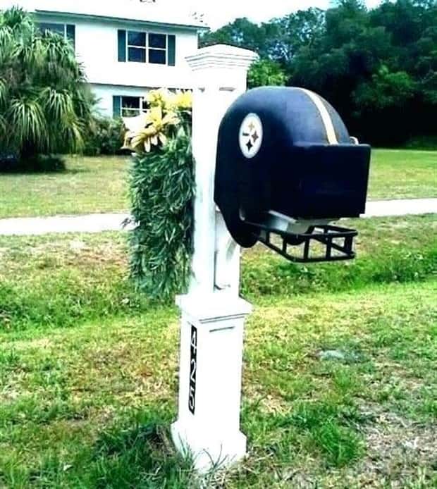 wild mailboxes 24 Wild Mailbox Designs That Spark Instant Smiles (27 photos)
