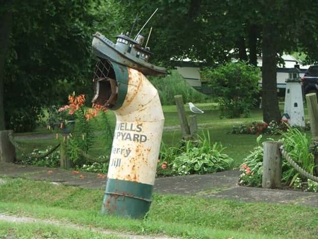 wild mailboxes 4 Wild Mailbox Designs That Spark Instant Smiles (27 photos)