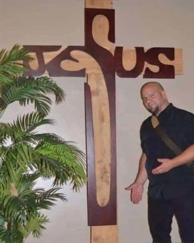 30 Accidental Design Mistakes That Failed Hilariously (30 photos)