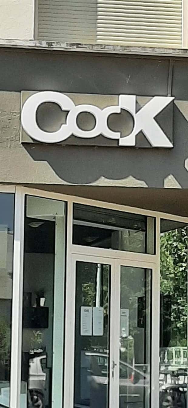 30 Accidental Design Mistakes That Failed Hilariously (30 photos)
