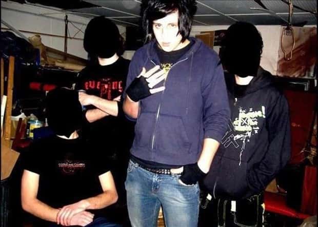 awkward childhood photos (17)