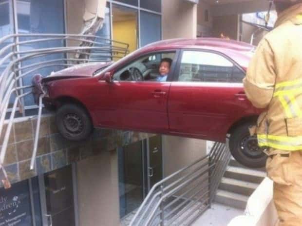 driving failures 12 Insane Driving Fails #30 (18 photos)