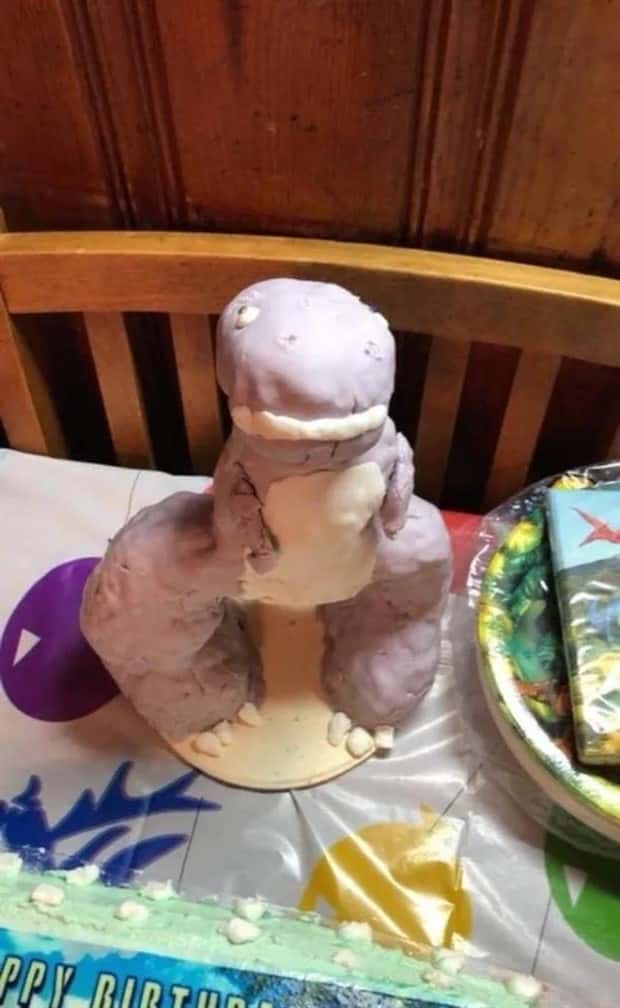 funny cake fails (16)