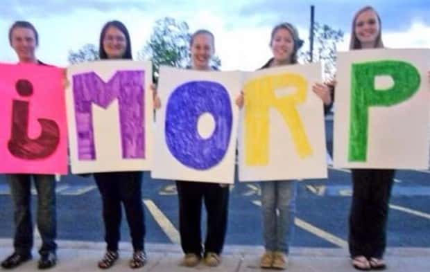 funny promposals (19)