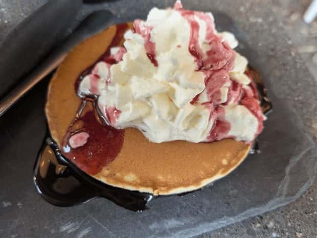 strange food serving ideas (17)