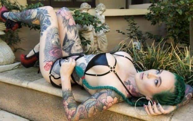 tattooed girls (19)