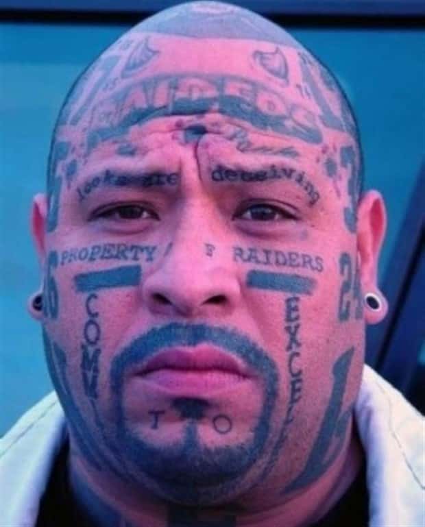 These Head Tattoos Are Impossible to Ignore (30 photos)